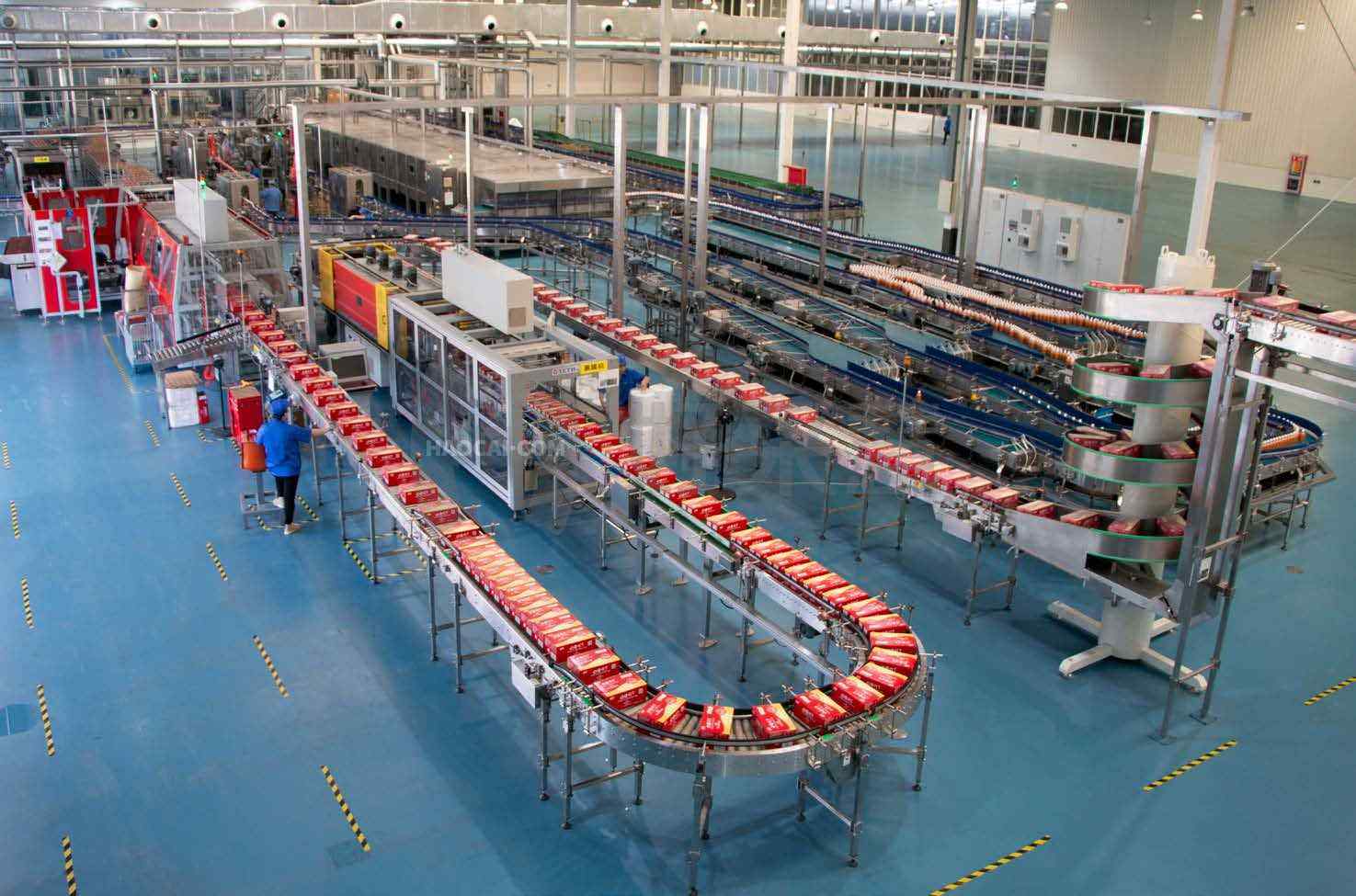 2024綠色智慧包裝產(chǎn)業(yè)發(fā)展大會(huì )在遂寧召開(kāi)